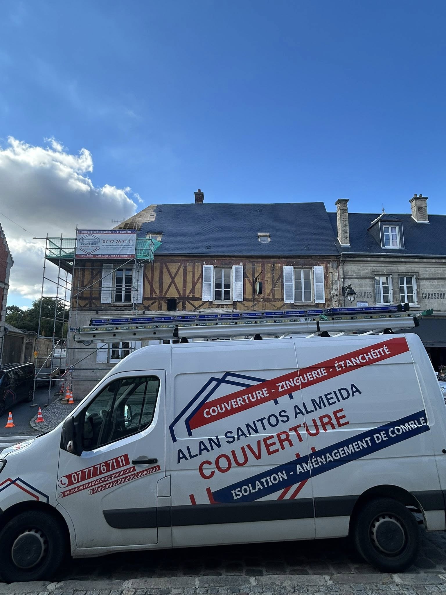 ALAN SANTOS COUVERTURE : spécialiste en toiture, isolation et aménagement de combles dans l’Aisne (Montigny-Lengrain – Soissons – Compiègne – Laon)